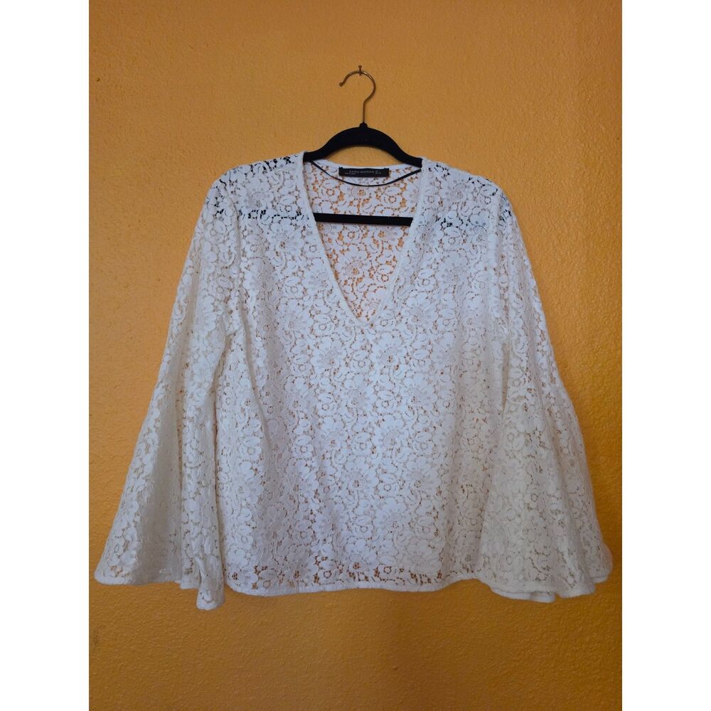 Zara Woman Size Lg White lace bell sleeve blouse